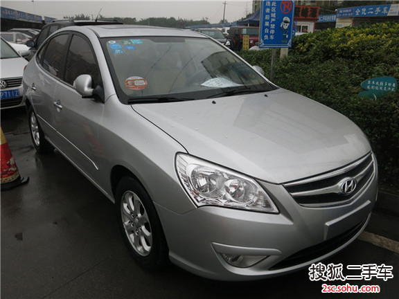 现代悦动2010款1.6L MT GLS 