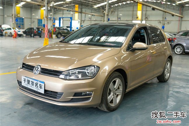 大众高尔夫2014款1.4TSI 自动豪华型