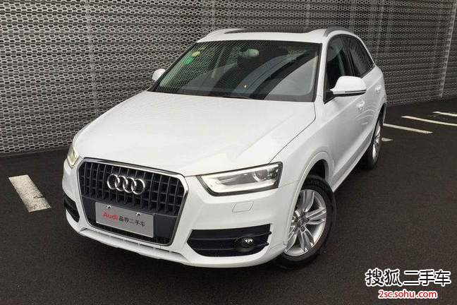 奥迪Q32015款30 TFSI 舒适型