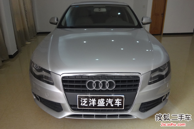 奥迪A4L2011款2.0TFSI 舒适型