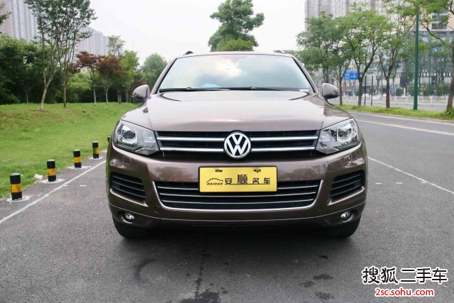 大众途锐2011款3.0TSI V6 高配型 