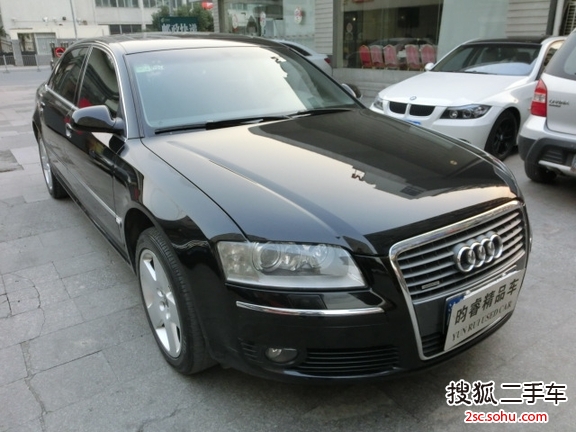 奥迪A8L2006款A8L 4.2 Quattro(加长型)