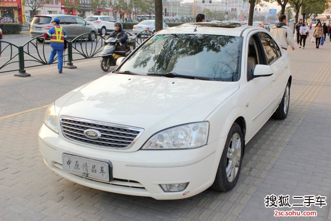 福特蒙迪欧2004款04款 2.0 Ghia-X 自动