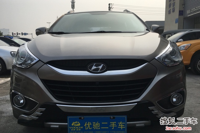 现代ix352010款2.0L 自动四驱尊贵版GLS 