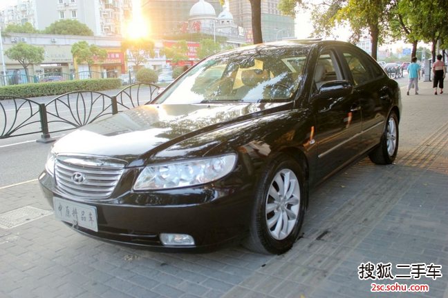 现代雅尊2006款3.3L 顶级型