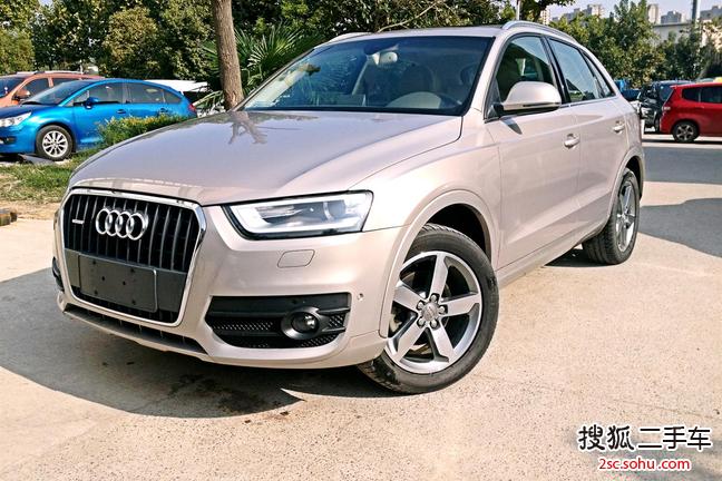 奥迪Q32013款40 TFSI 全时四驱豪华型