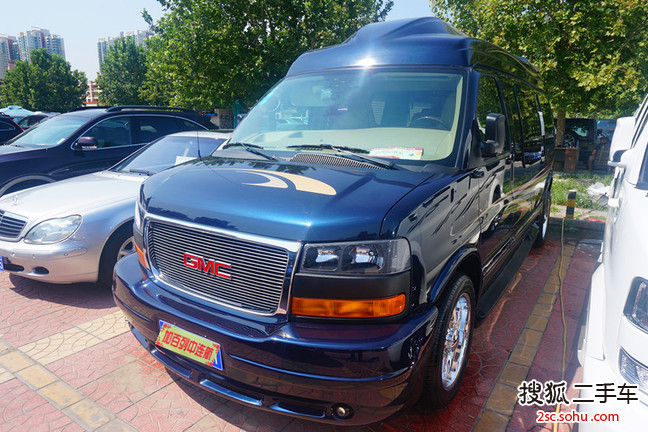 GMC Savana2013款6.0L 豪华隐私屏版7座