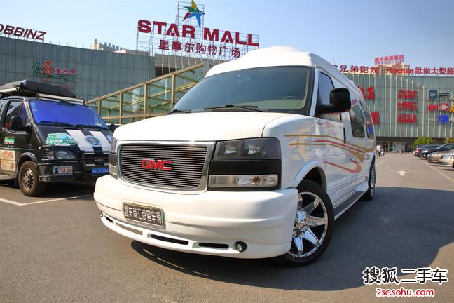 GMC Savana2013款6.0L 豪华隐私屏版7座