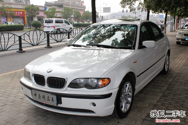 宝马3系2005款325i