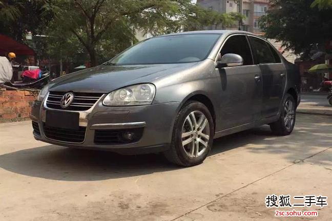 大众速腾2010款1.4TSI 自动豪华型