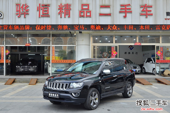 Jeep指南者2014款2.4L 四驱蛇行珍藏版