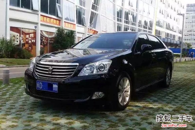 丰田皇冠2010款2.5L Royal 