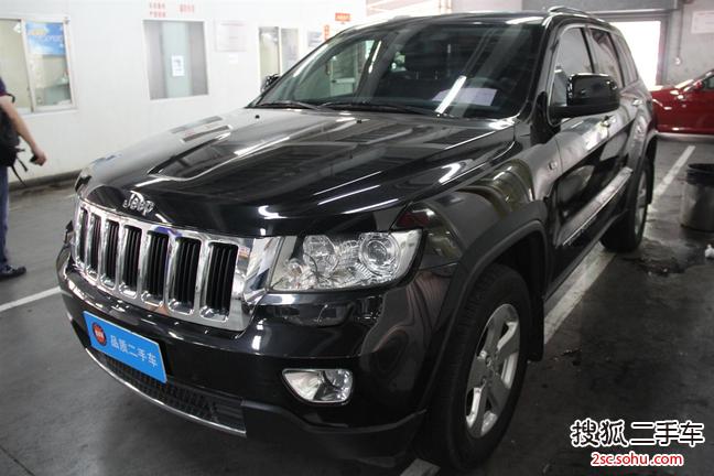 Jeep大切诺基2012款3.6L 豪华导航版