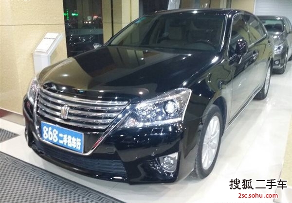 丰田皇冠2012款V6 2.5L Royal Saloon尊贵版 