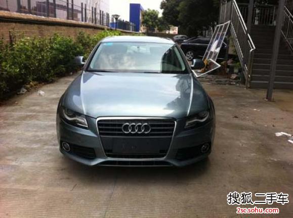 奥迪A4L2011款2.0TFSI 舒适型