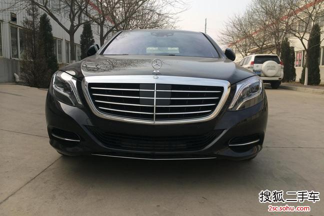 奔驰S级2014款S500L 4MATIC