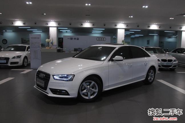 奥迪A4L2013款35 TFSI 自动标准型