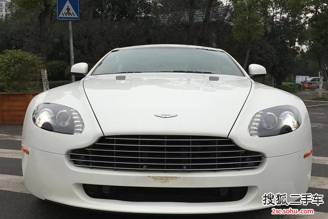 阿斯顿马丁V8 Vantage2011款4.7 Sportshift Coupe