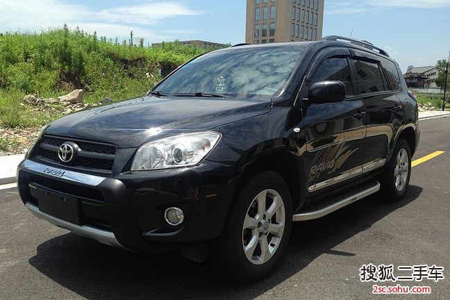 丰田RAV42013款2.0L CVT两驱都市版 