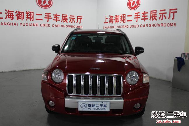 Jeep指南者2010款2.4L 世界杯特别版