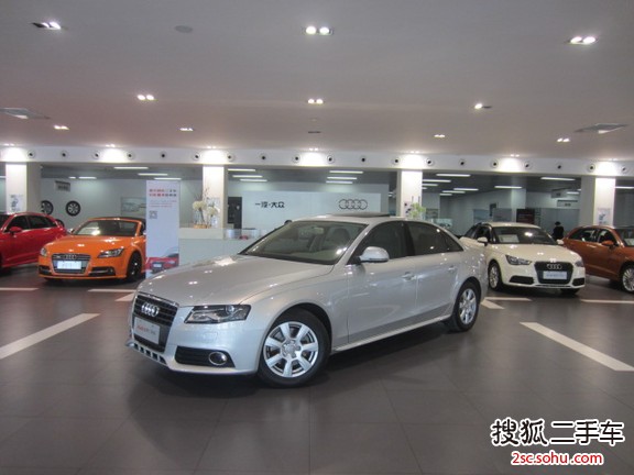 奥迪A4L2010款2.0TFSI 舒适型