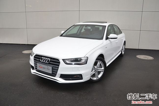 奥迪A4L2015款45 TFSI quattro个性运动型