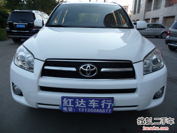 丰田RAV42010款2.4L 自动 豪华升级版