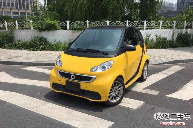 smartfortwo2015款1.0 MHD 炫闪特别版