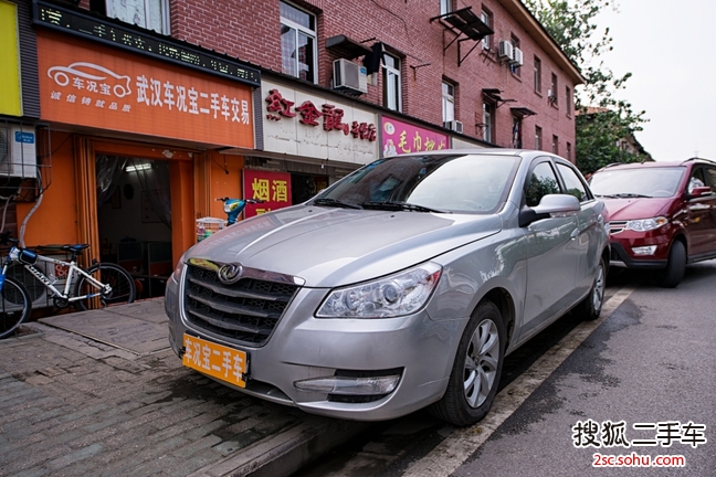 东风风神S302012款1.6L 手动 尊雅型