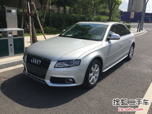 奥迪A4L2011款2.0TFSI 技术型