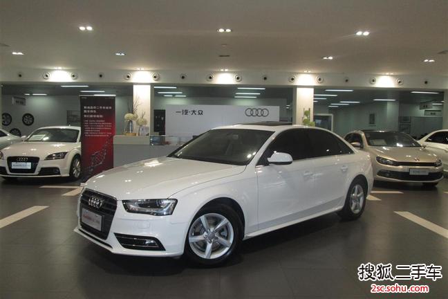 奥迪A4L2013款30 TFSI 自动舒适型