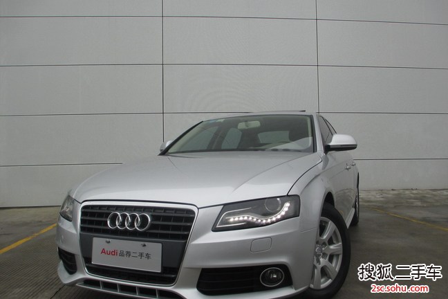 奥迪A4L2010款2.0TFSI 舒适型