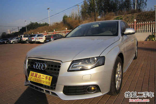 奥迪A4L2010款2.0TFSI 舒适型