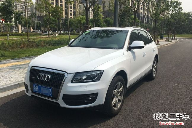 奥迪Q52010款2.0TFSI 技术型