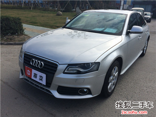 奥迪A4L2010款2.0TFSI 标准型