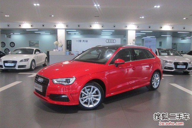 奥迪A3 Sportback2014款40 TFSI S line 舒适型