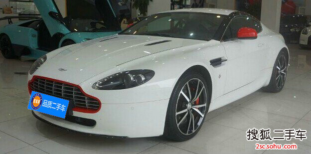 阿斯顿马丁V8 Vantage2011款4.7 Sportshift Coupe