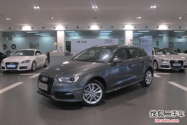 奥迪A3 Sportback2014款40 TFSI S line舒适型