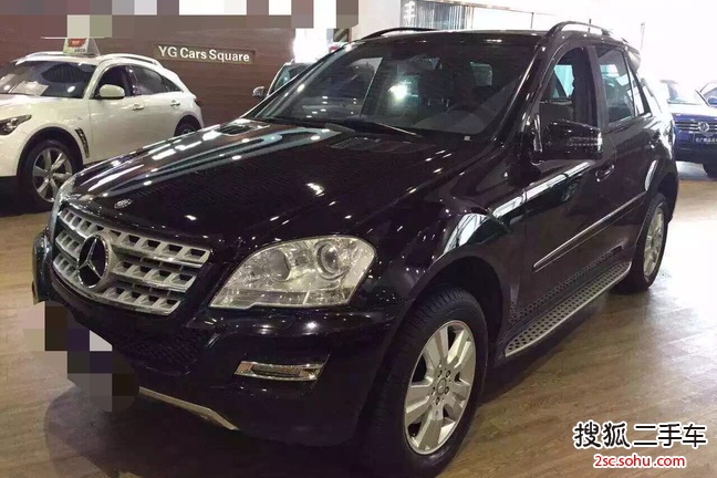 奔驰M级2010款ML300 4MATIC