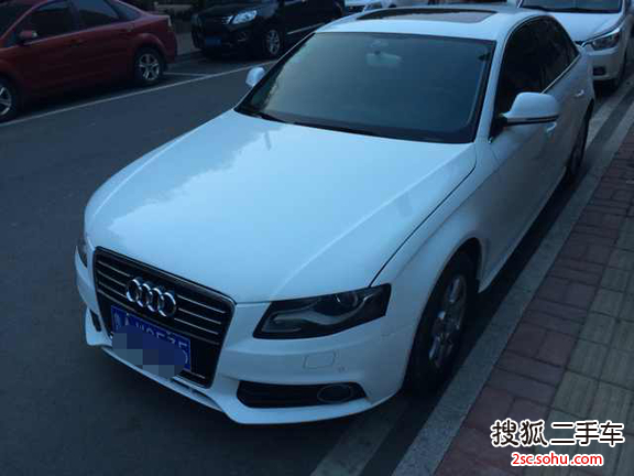 奥迪A4L2011款2.0TFSI 技术型