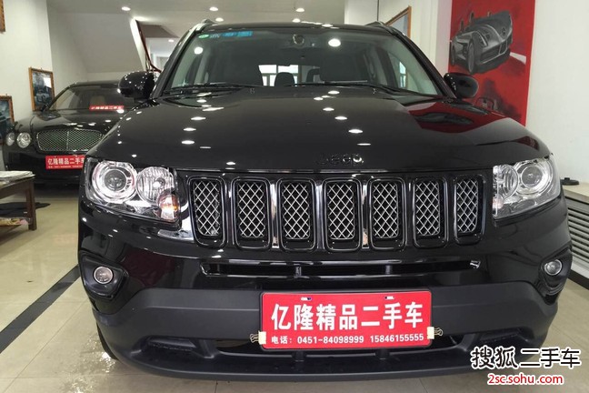 Jeep指南者2014款2.4L 四驱蛇行珍藏版