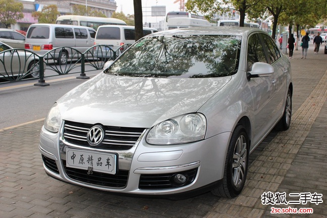 大众速腾2009款1.6L 手动时尚型