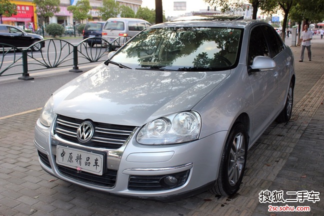 大众速腾2010款1.4TSI 手自一体 技术型