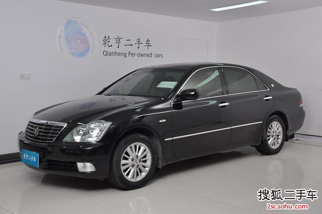 丰田皇冠2007款2.5L Royal 真皮版