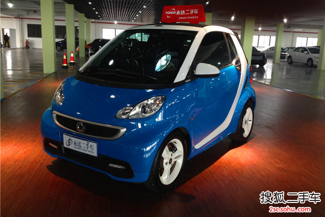 smartfortwo2013款1.0T 敞篷冰炫特别版