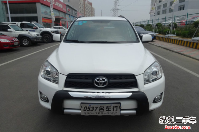 丰田RAV42010款2.0L 手动 豪华升级版