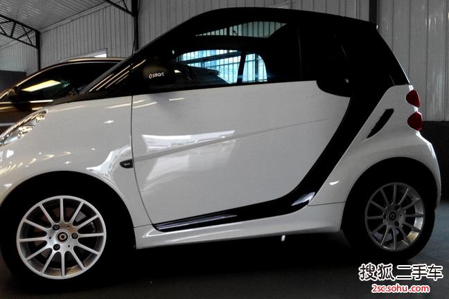 smartfortwo2013款1.0 MHD 硬顶冰炫特别版