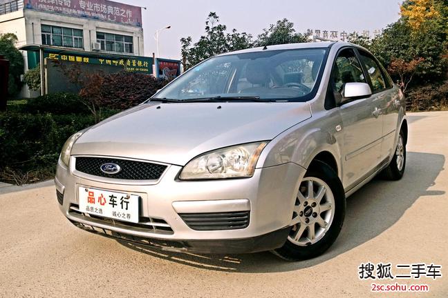 福特福克斯三厢2007款1.8L 手动舒适型