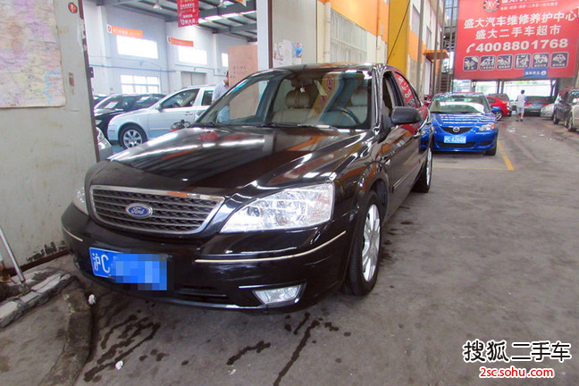 福特蒙迪欧2004款2.0 Ghia-X