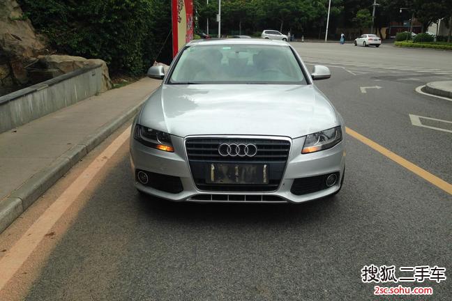 奥迪A4L2009款2.0TFSI 舒适型